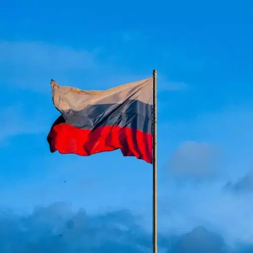 Rusian Flag (Filin/Unsplash)